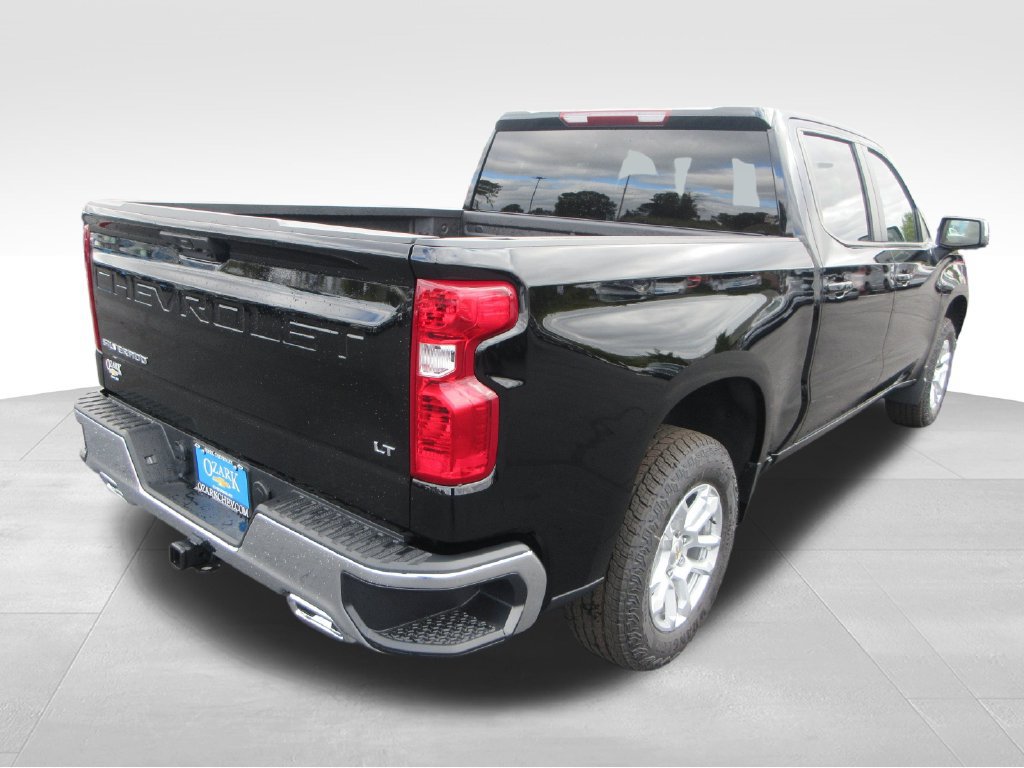 New 2026 Chevrolet Silverado 1500 LT w/ Z71 Off-Road Package AWD/4WD image 6