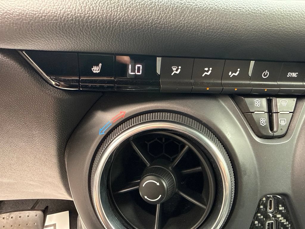 Used 2021 Chevrolet Blazer LT AWD/4WD image 33