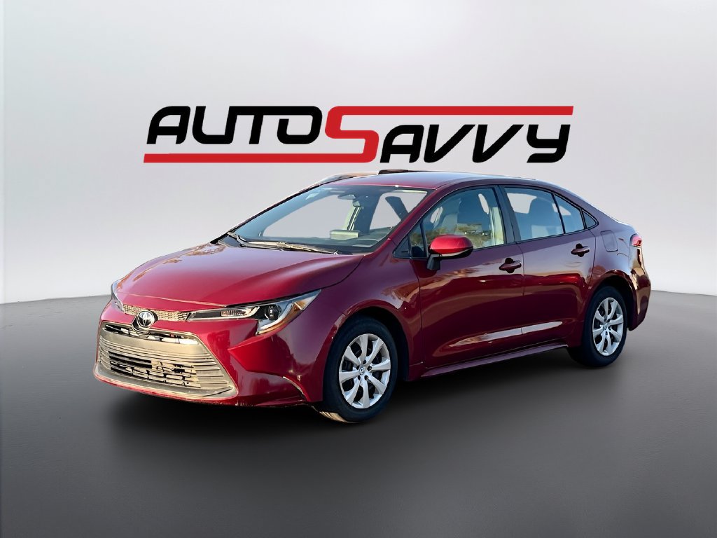 Used 2025 Toyota Corolla LE FWD image 3
