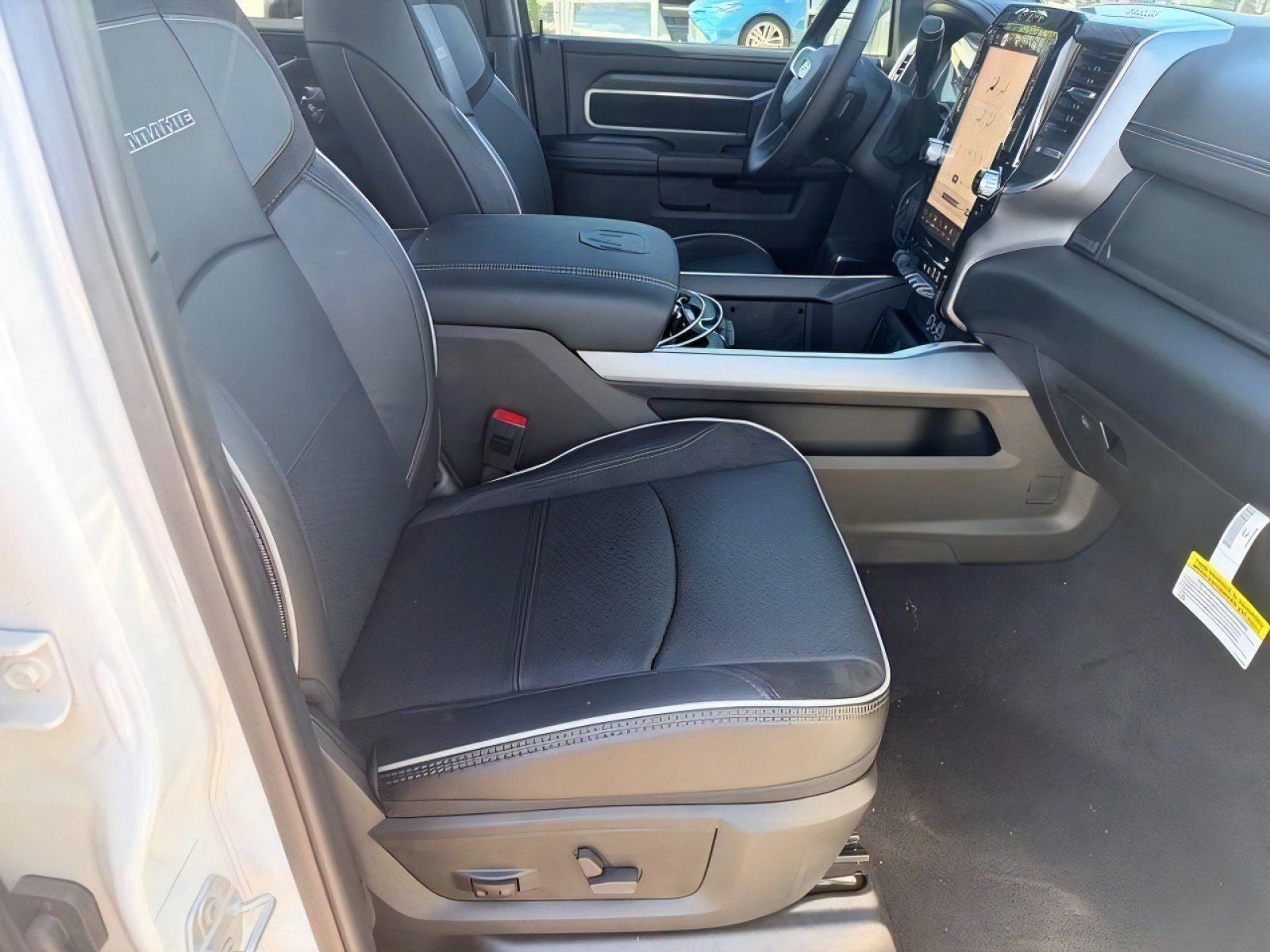 New 2026 RAM 2500 Laramie w/ Night Edition AWD/4WD image 12