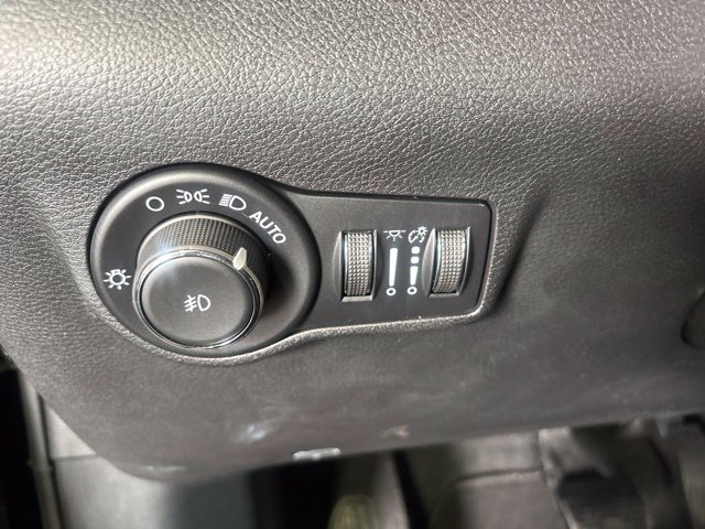 New 2026 Jeep Compass Limited AWD/4WD image 28