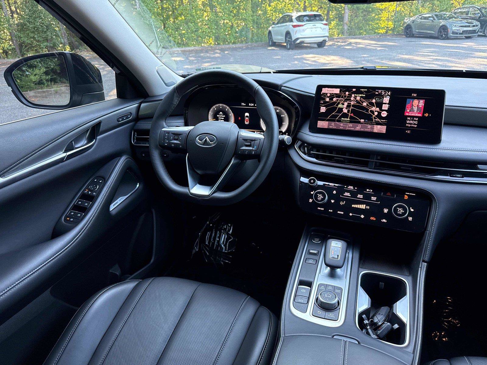 Used 2025 INFINITI QX60 Luxe w/ Cargo Package FWD image 14