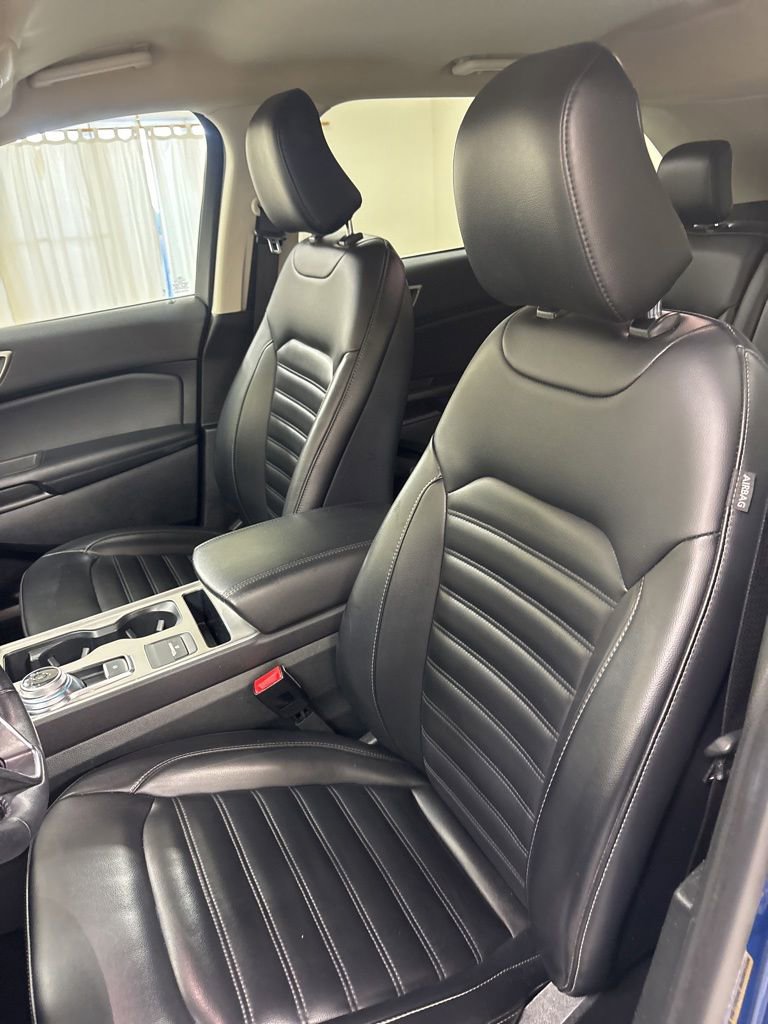 Used 2024 Ford Edge SEL AWD/4WD image 15
