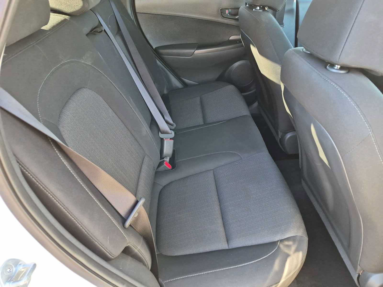 Used 2023 Hyundai Kona SEL AWD/4WD image 28