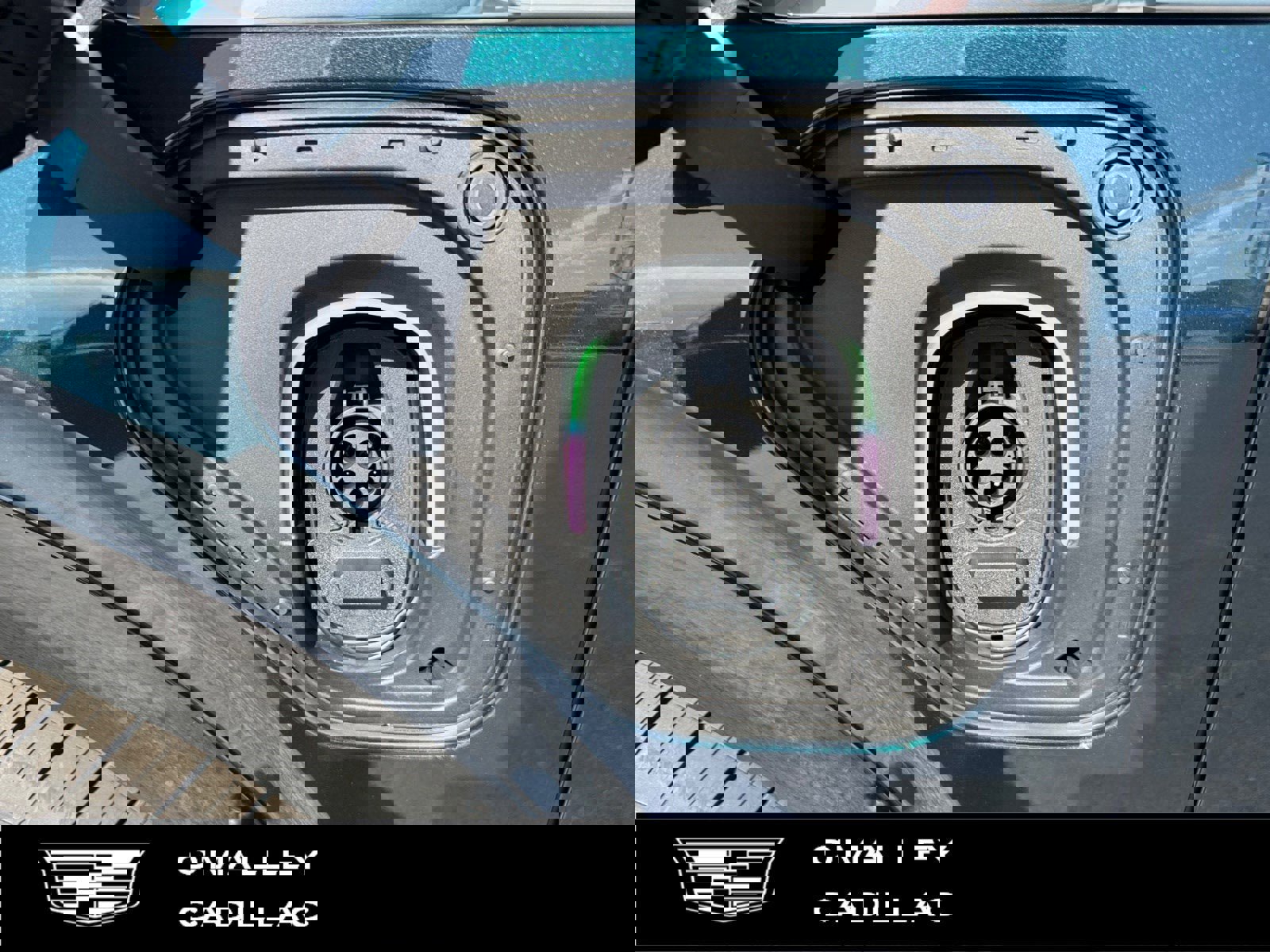 New 2026 Cadillac Vistiq Luxury w/ LPO, Floor Liner Package AWD/4WD image 23