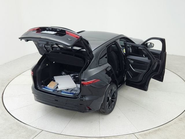 Used 2026 Jaguar F-PACE R-Dynamic S AWD/4WD image 16