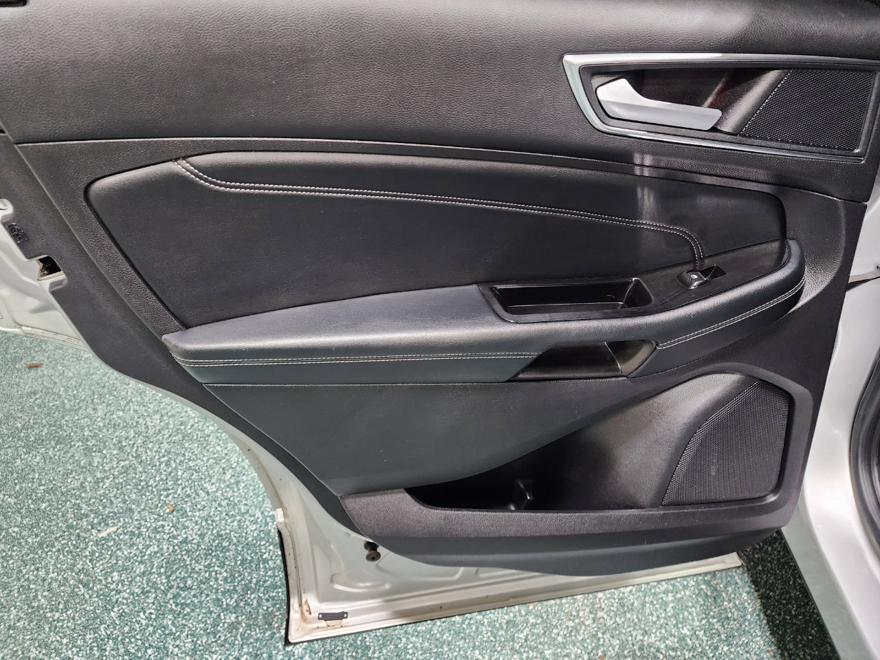 Used 2017 Ford Edge Titanium w/ Equipment Group 302A image 19