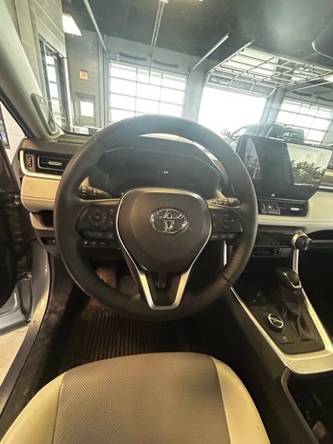 Used 2025 Toyota RAV4 Limited w/ Advanced Technology Package image 3