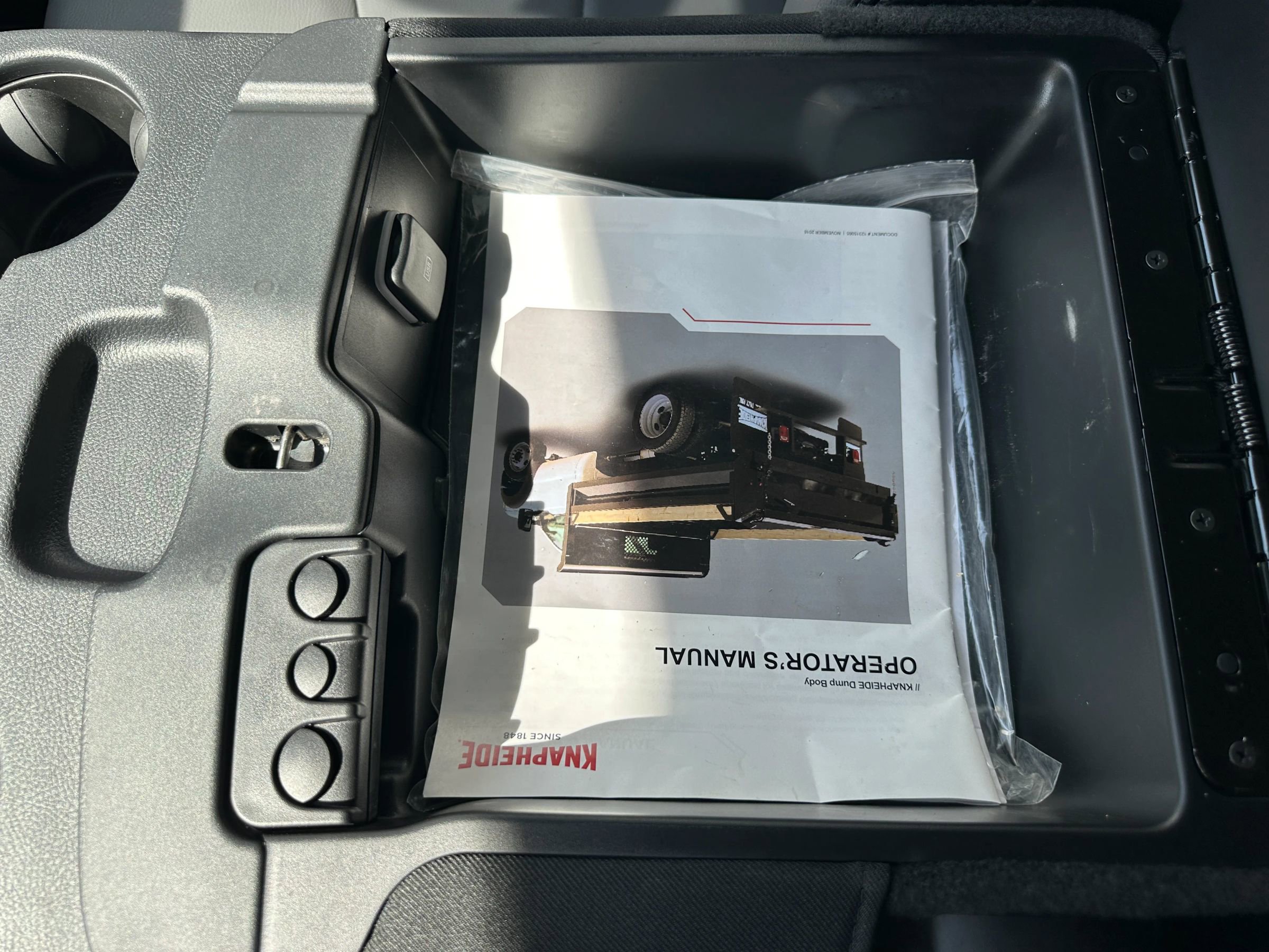 Used 2022 RAM 4500 Tradesman w/ Chrome Appearance Group image 27