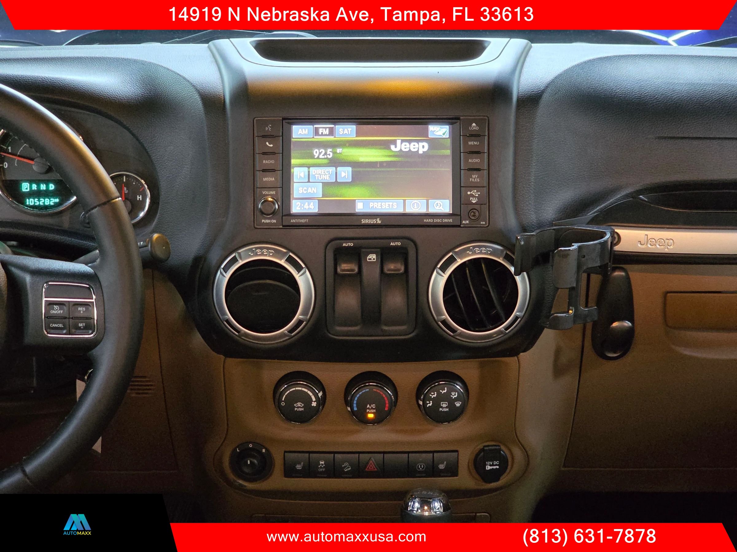 Used 2015 Jeep Wrangler Sahara w/ Connectivity Group AWD/4WD image 15