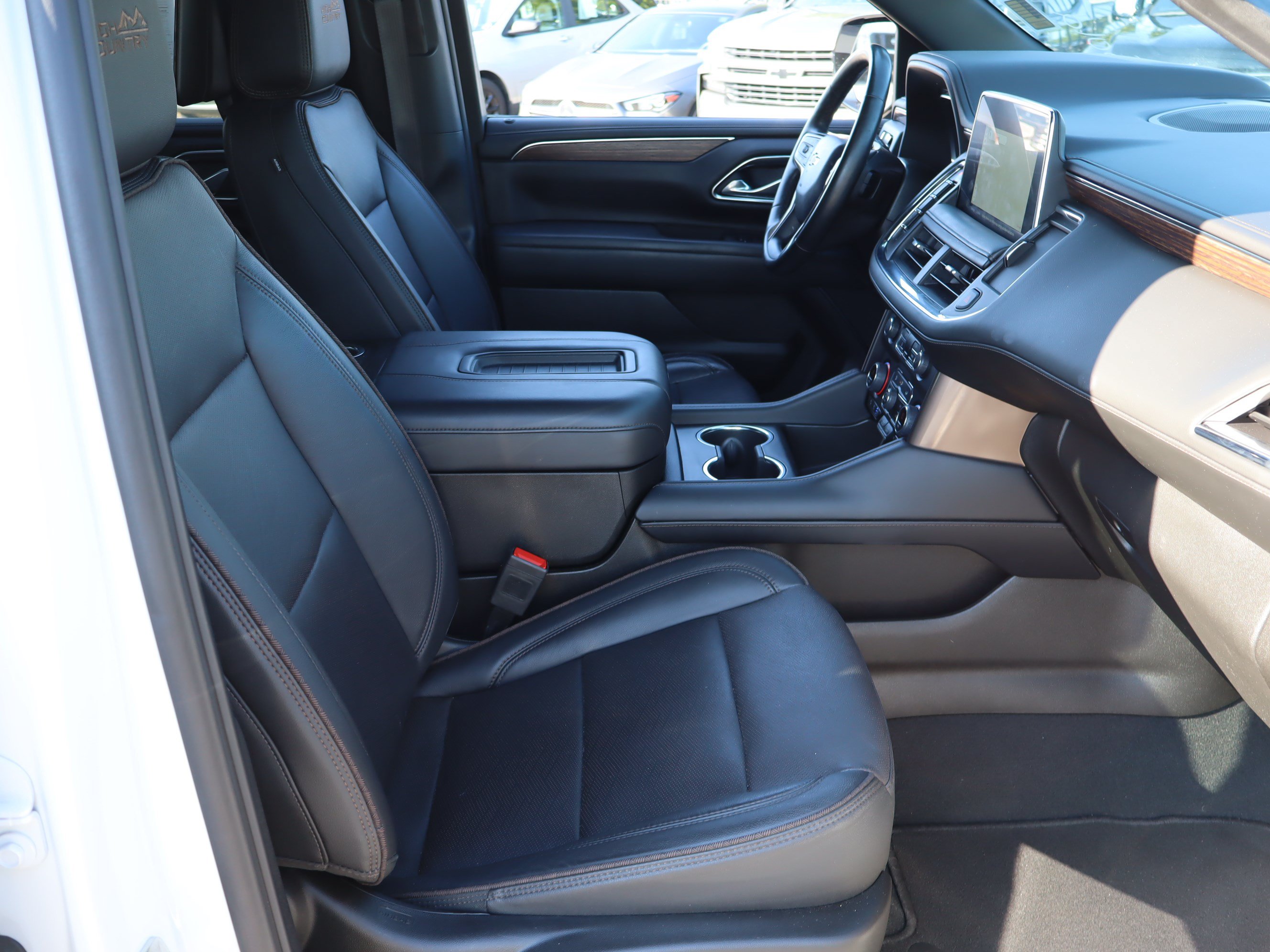 Used 2023 Chevrolet Tahoe High Country AWD/4WD image 41