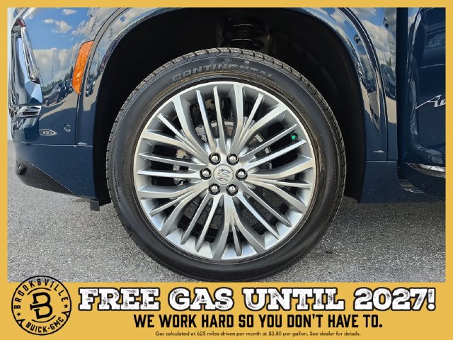 New 2027 Buick Enclave Avenir w/ LPO, Floor Liner Package FWD image 34