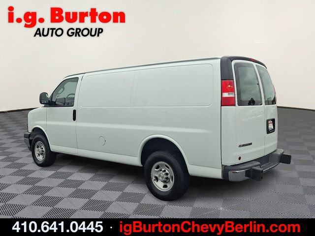 Certified 2024 Chevrolet Express 2500 w/ Driver Convenience Package image 4