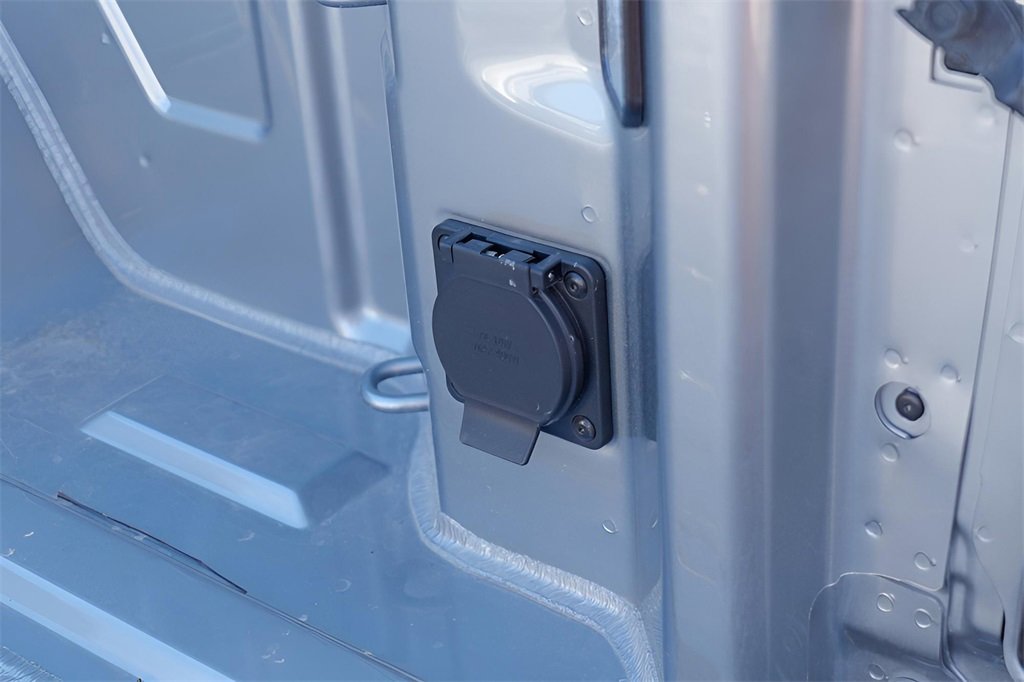 New 2025 GMC Sierra 1500 Elevation image 28