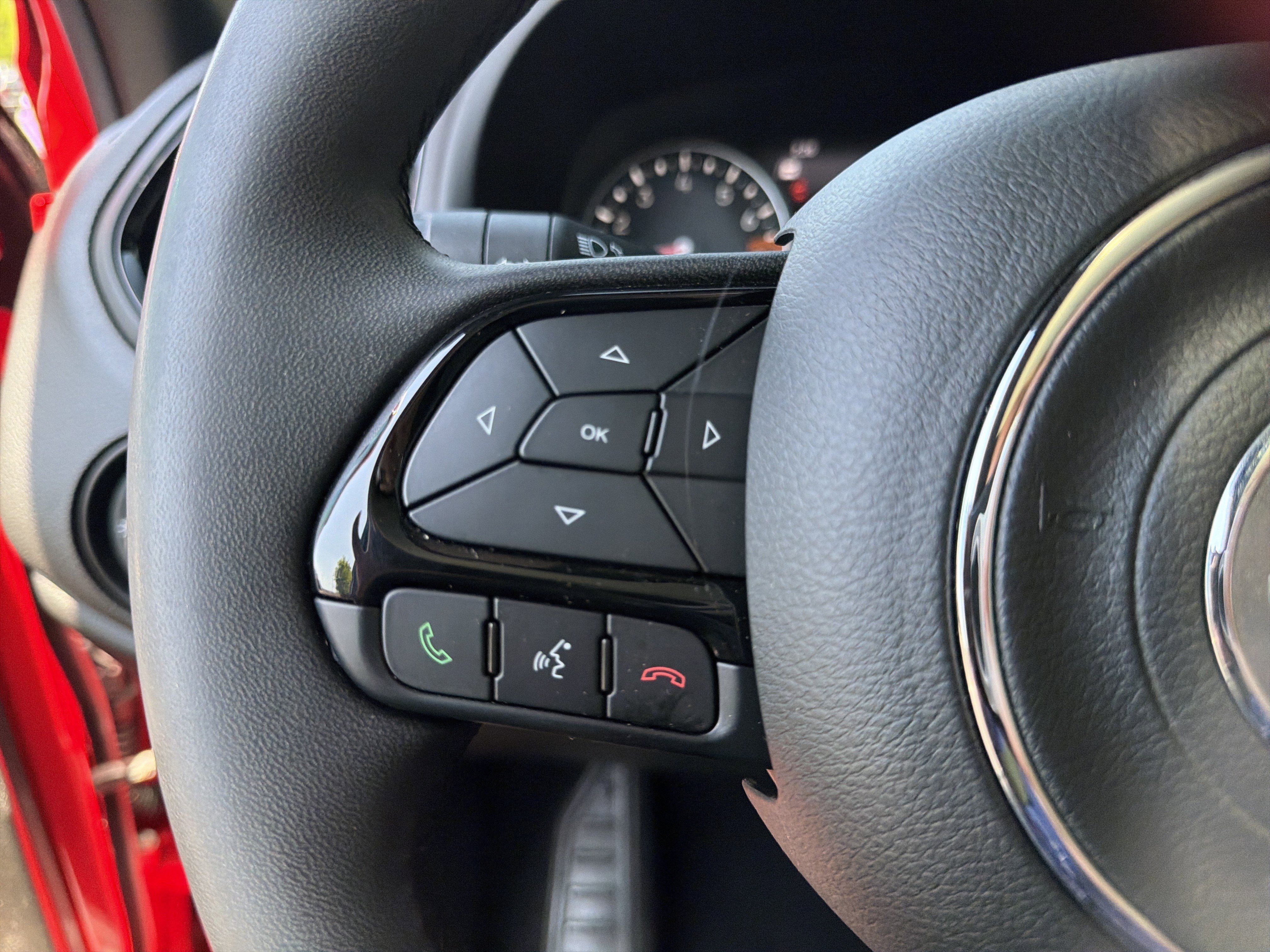 Used 2022 Jeep Renegade Altitude w/ Sun/Sound Group AWD/4WD image 29