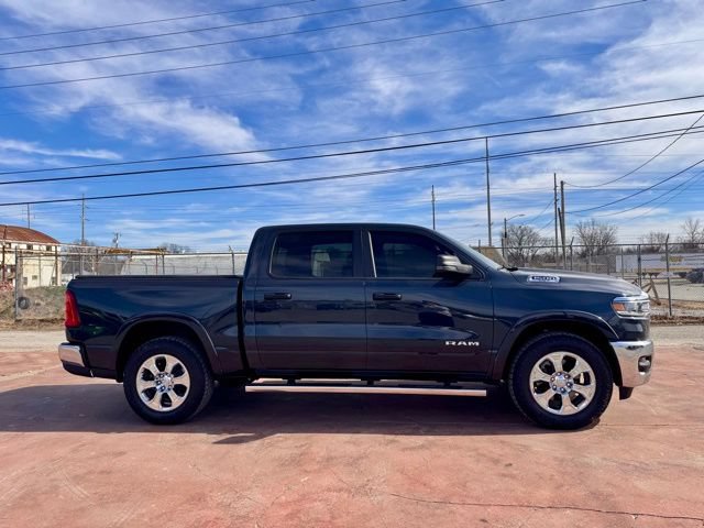 Used 2025 RAM 1500 Big Horn AWD/4WD image 4