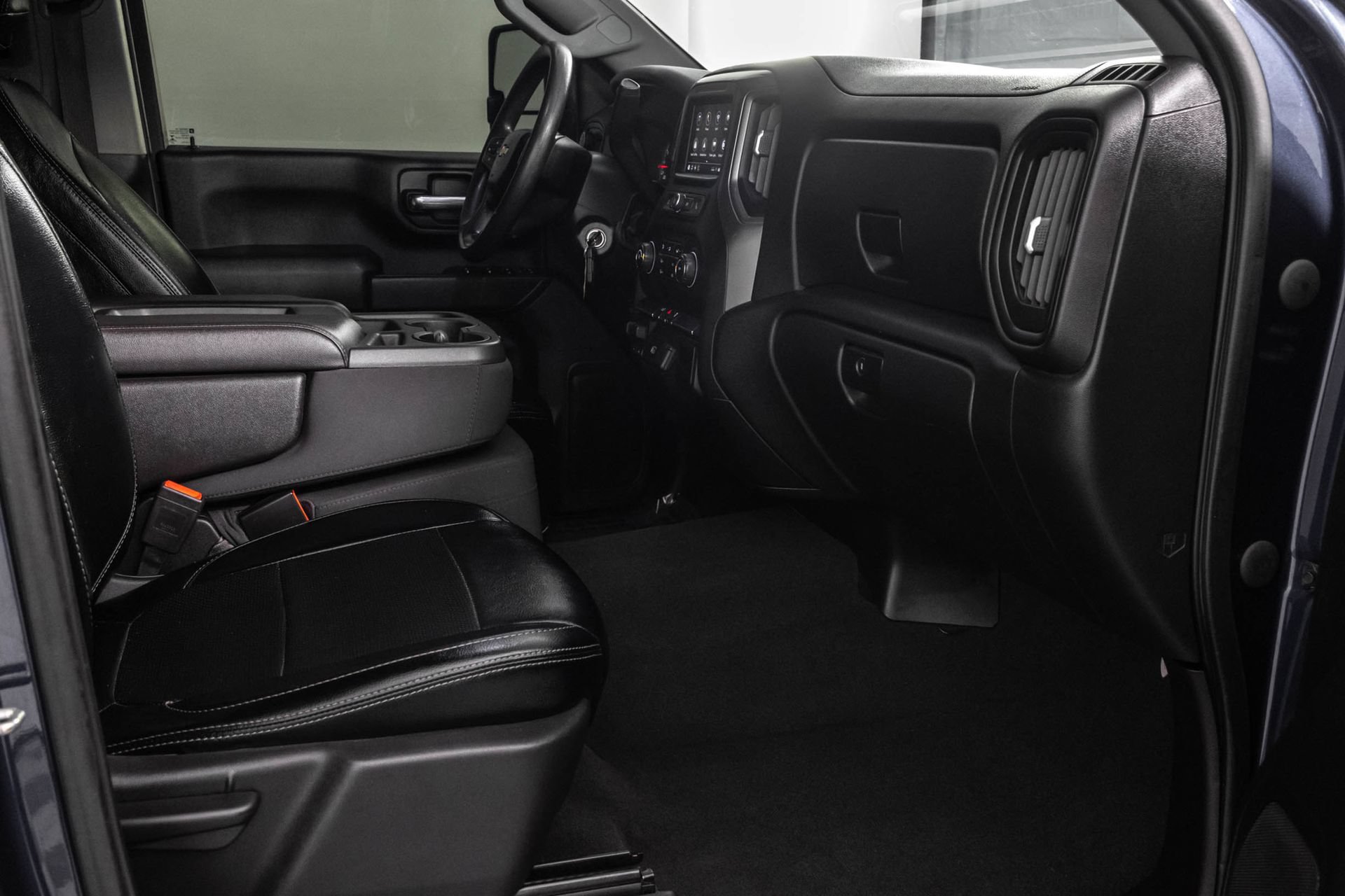 Used 2020 Chevrolet Silverado 2500 Custom w/ Custom Value Package AWD/4WD image 42