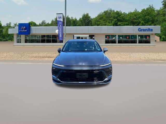 Used 2025 Hyundai Sonata SEL FWD image 3