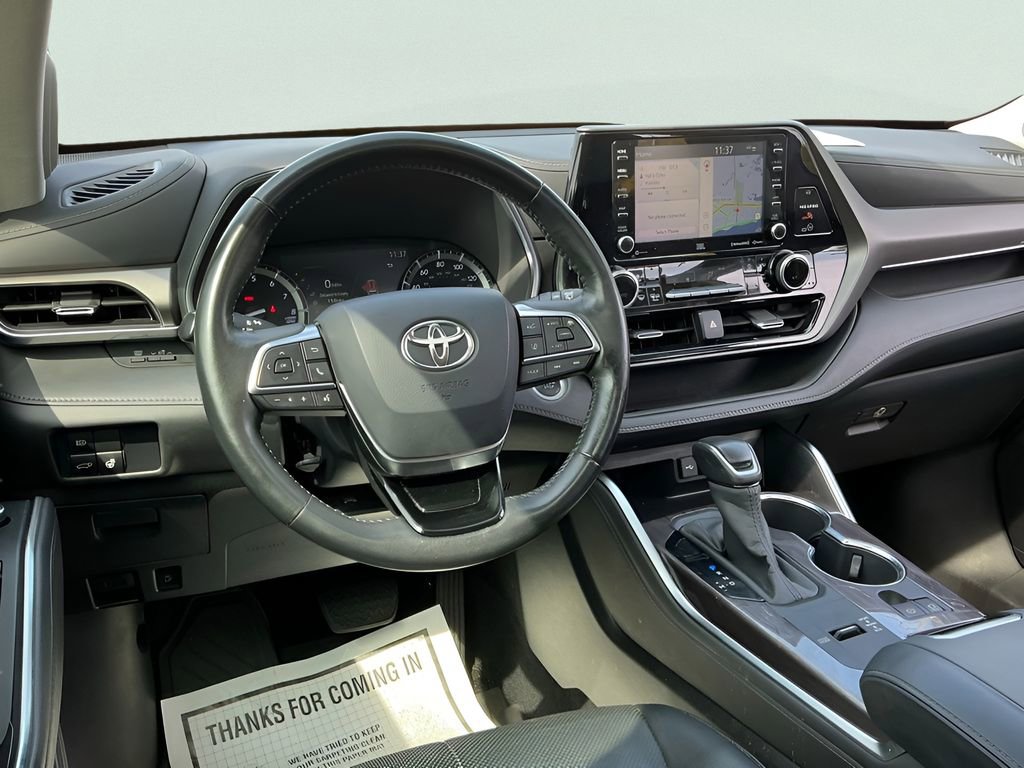 Used 2020 Toyota Highlander Limited image 22