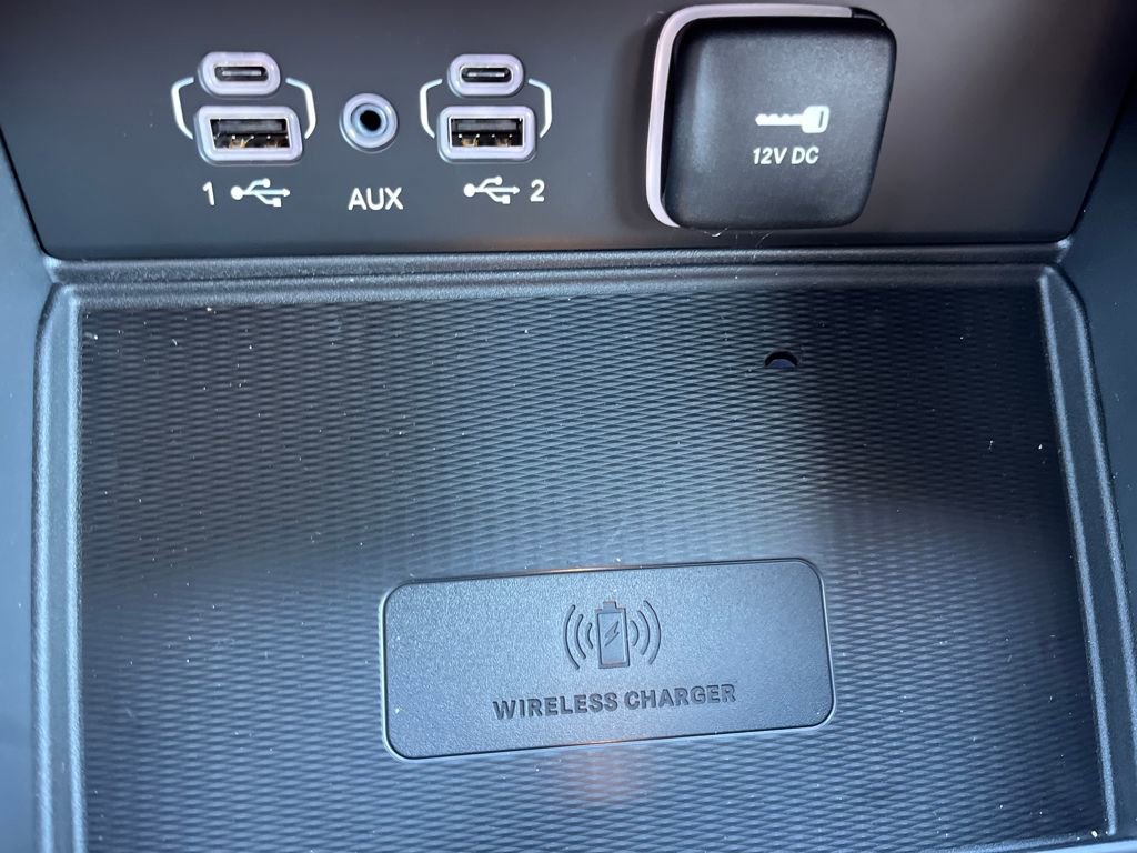 New 2025 Jeep Grand Cherokee Altitude image 13