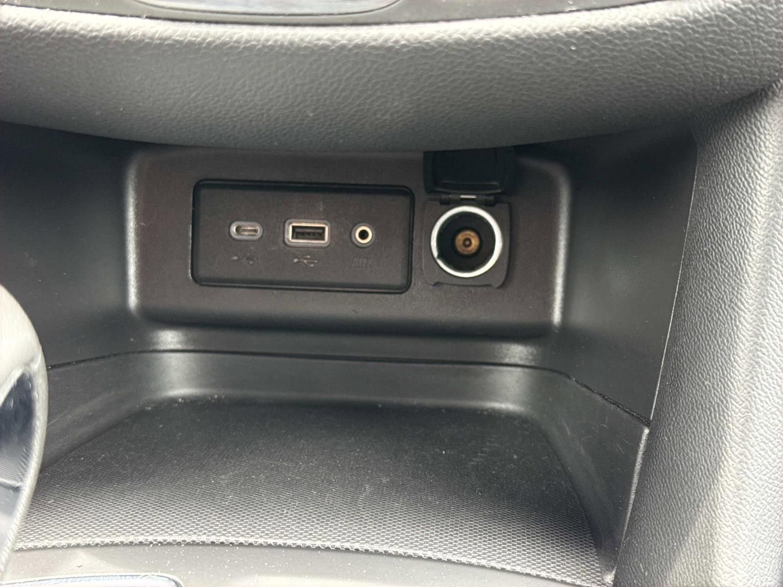 Used 2024 Chevrolet Equinox LT AWD/4WD image 12