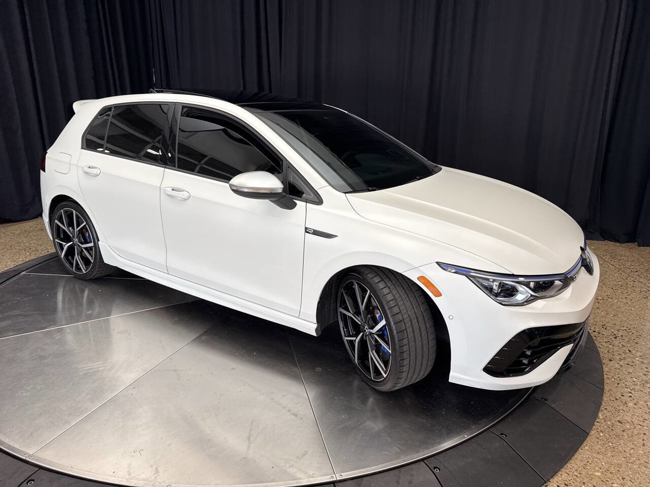 Used 2024 Volkswagen Golf R image 12