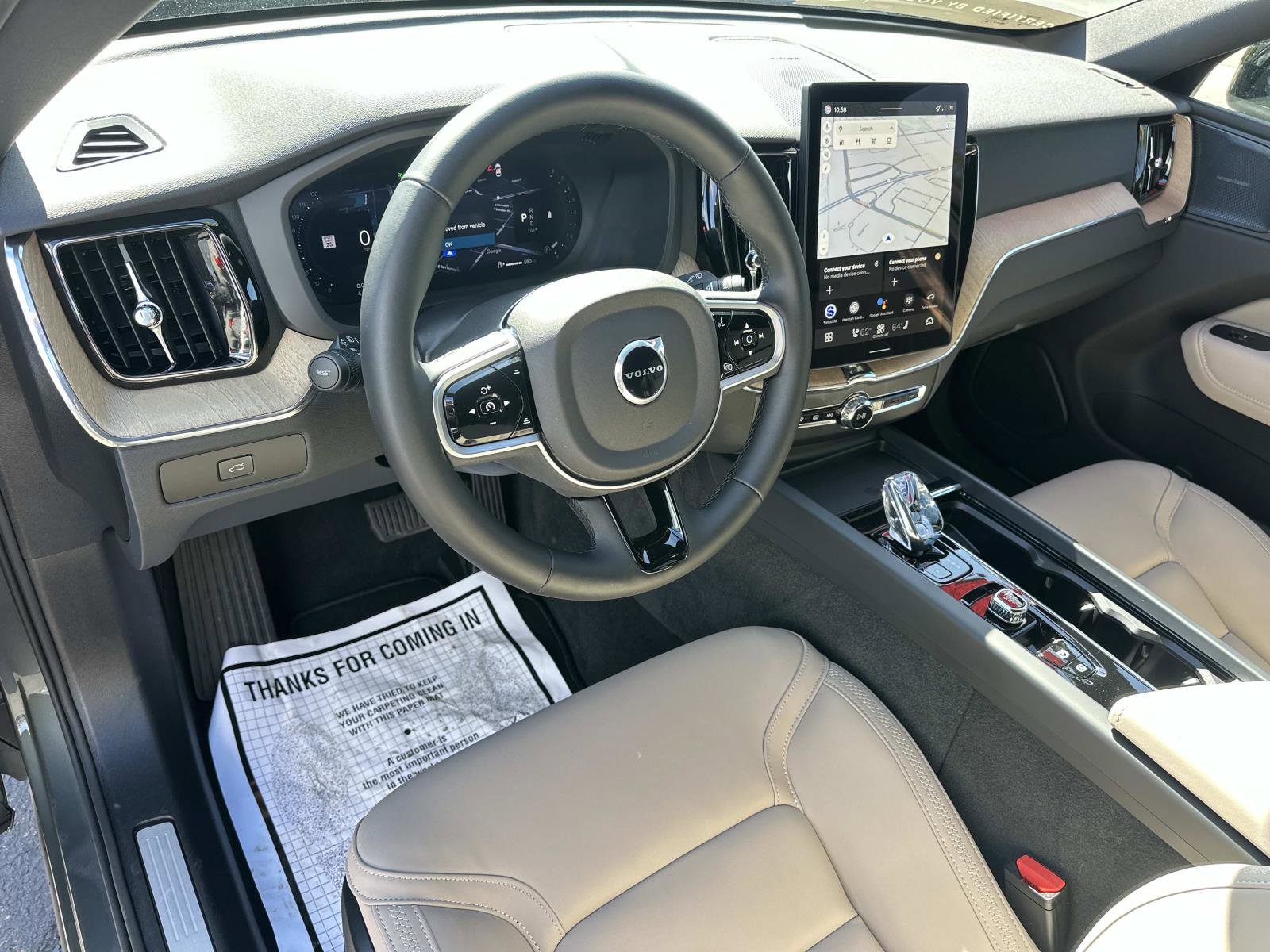 Certified 2026 Volvo XC60 B5 Plus w/ Climate Package image 9