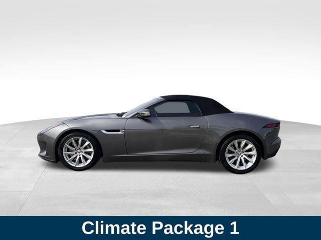 Used 2019 Jaguar F-TYPE Convertible RWD image 2