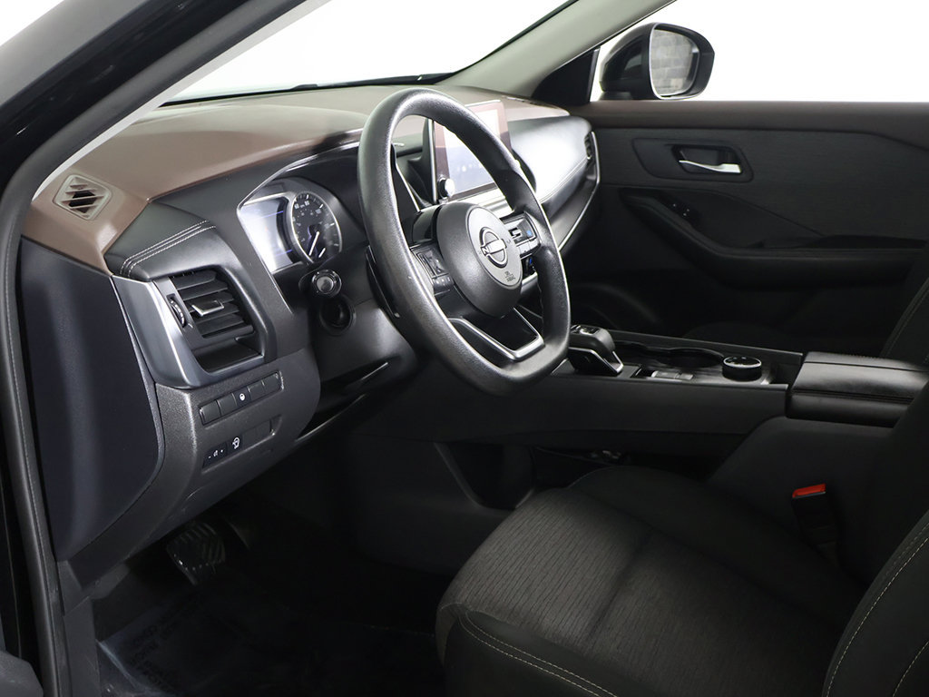 Used 2023 Nissan Rogue SV AWD/4WD image 20