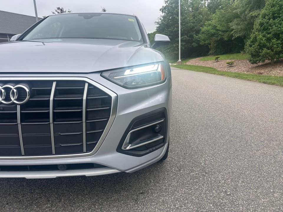 Used 2021 Audi Q5 2.0T Premium Plus w/ Premium Plus Package AWD/4WD image 26
