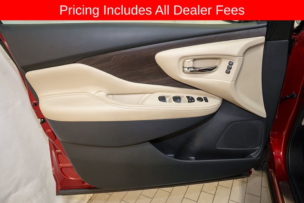 Certified 2024 Nissan Murano Platinum w/ Cargo Package FWD image 13