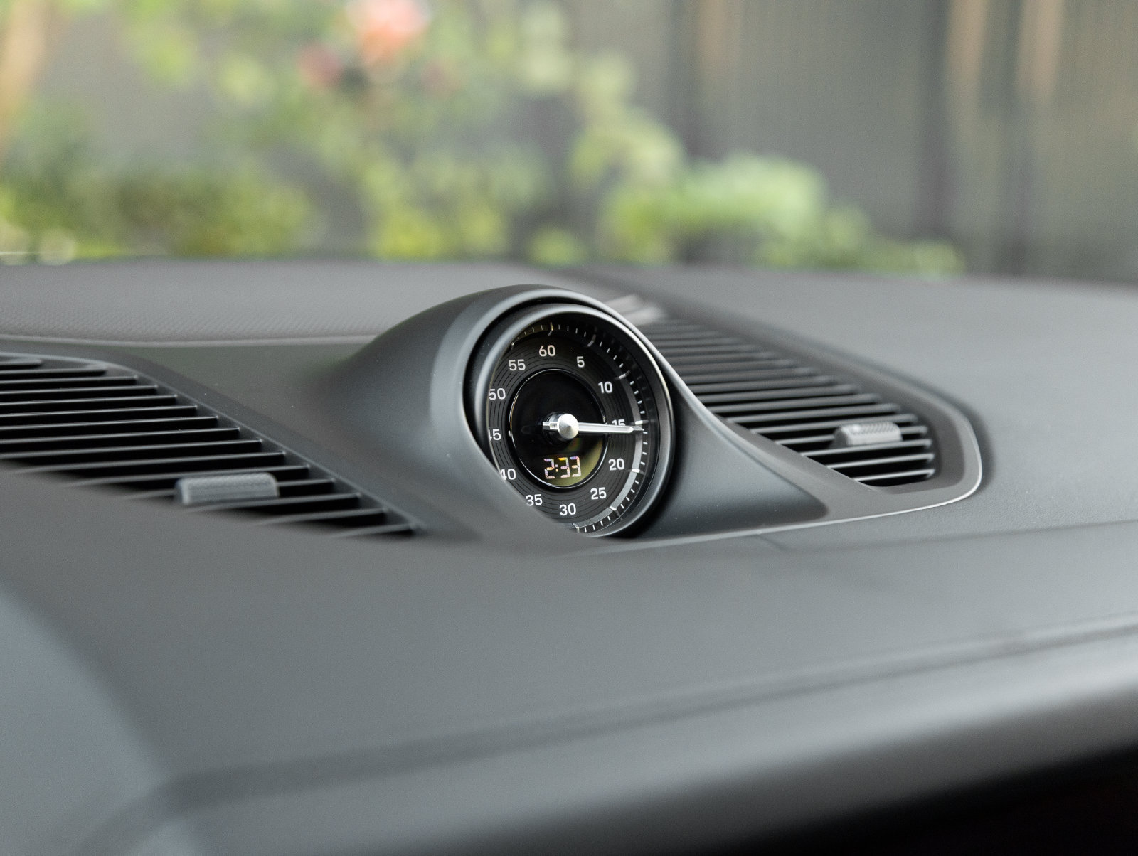 New 2026 Porsche Cayenne Coupe AWD/4WD image 24