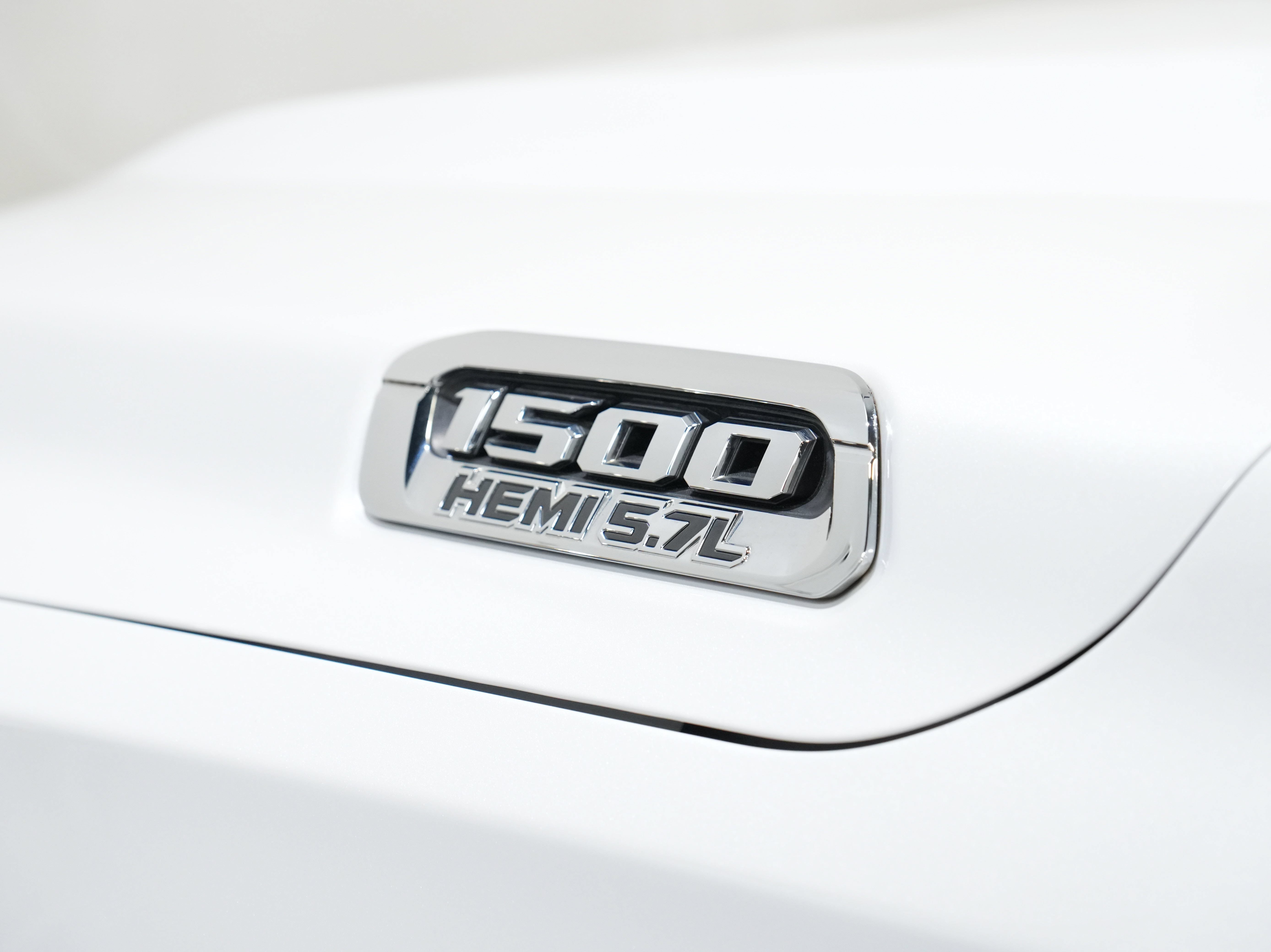 Used 2019 RAM 1500 Limited AWD/4WD image 22
