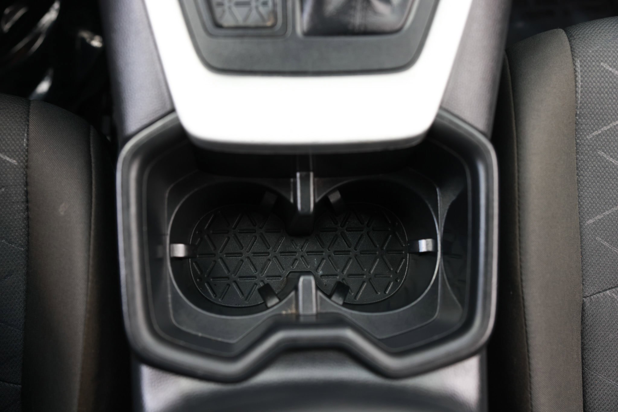 Used 2022 Toyota RAV4 XLE image 42