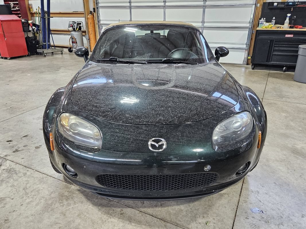 Used 2008 MAZDA MX-5 Miata Sport RWD image 11