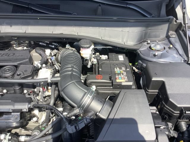 Used 2026 Hyundai Kona SEL Premium FWD image 16