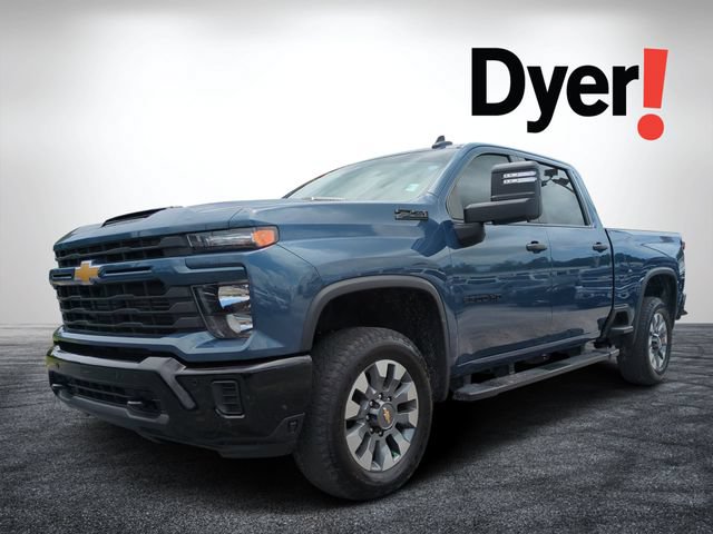 Used 2025 Chevrolet Silverado 2500 Custom w/ Custom Value Package AWD/4WD image 8