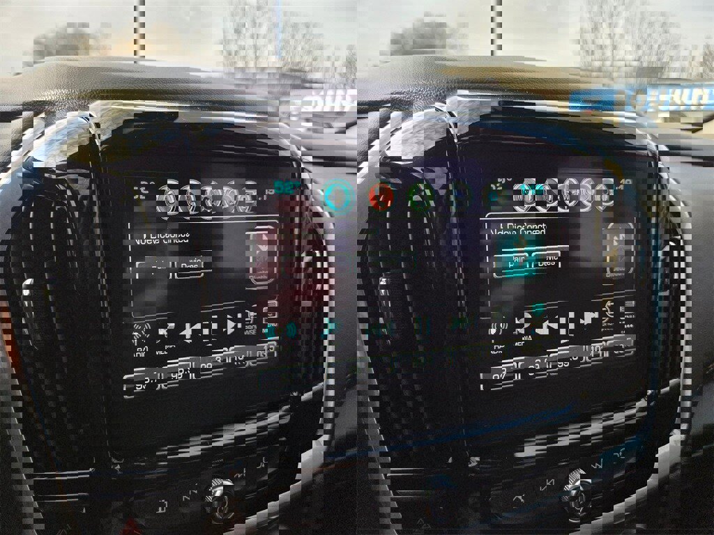 Used 2019 Chevrolet Traverse LT image 15