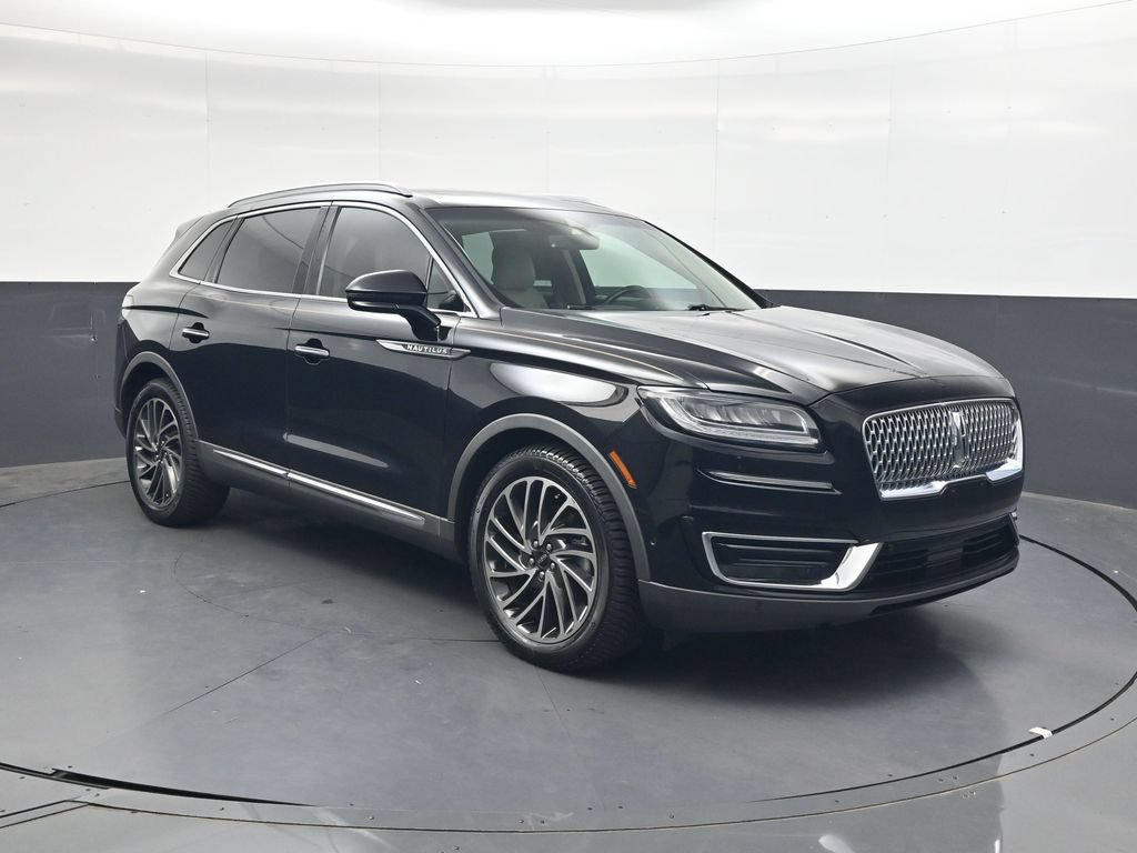 Used 2019 Lincoln Nautilus Reserve FWD image 2