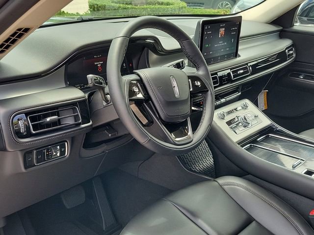 Certified 2024 Lincoln Aviator 2WD w/ Premium Package image 10