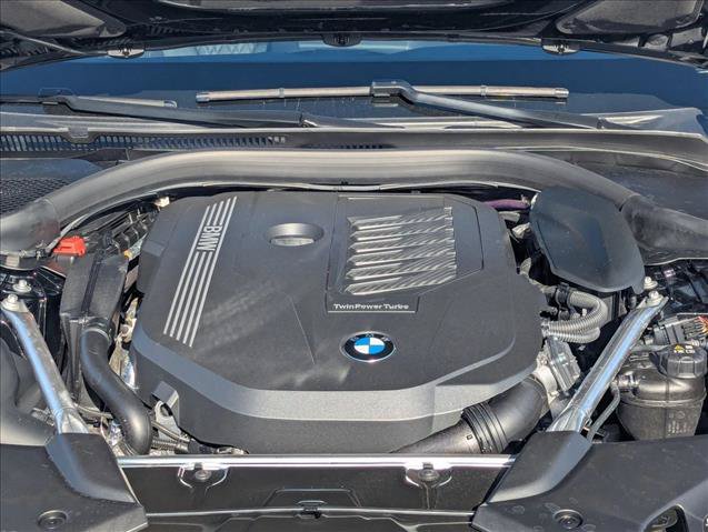 Certified 2023 BMW 540i xDrive w/ M Sport Package AWD/4WD image 24