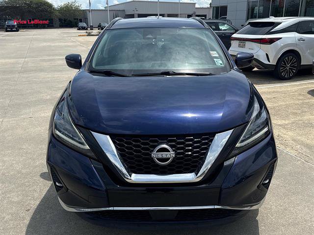 Used 2023 Nissan Murano SV FWD image 2