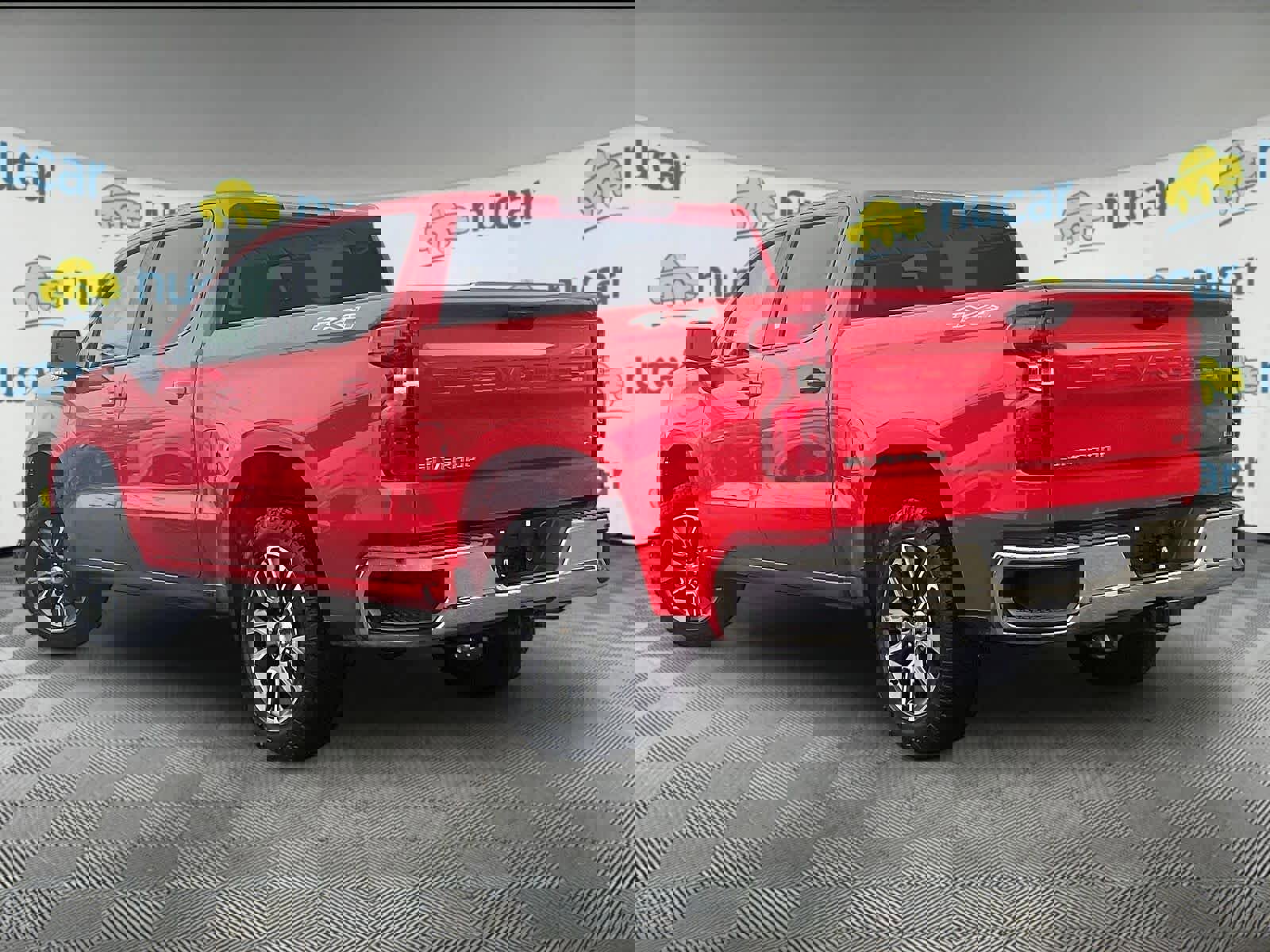 Used 2022 Chevrolet Silverado 1500 LT AWD/4WD image 4