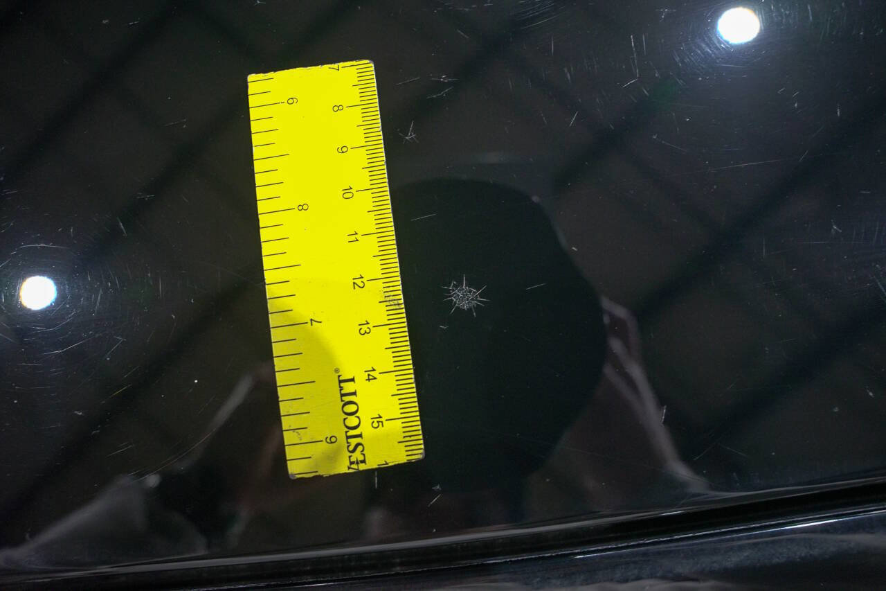 Used 1996 Ford Bronco XLT image 31