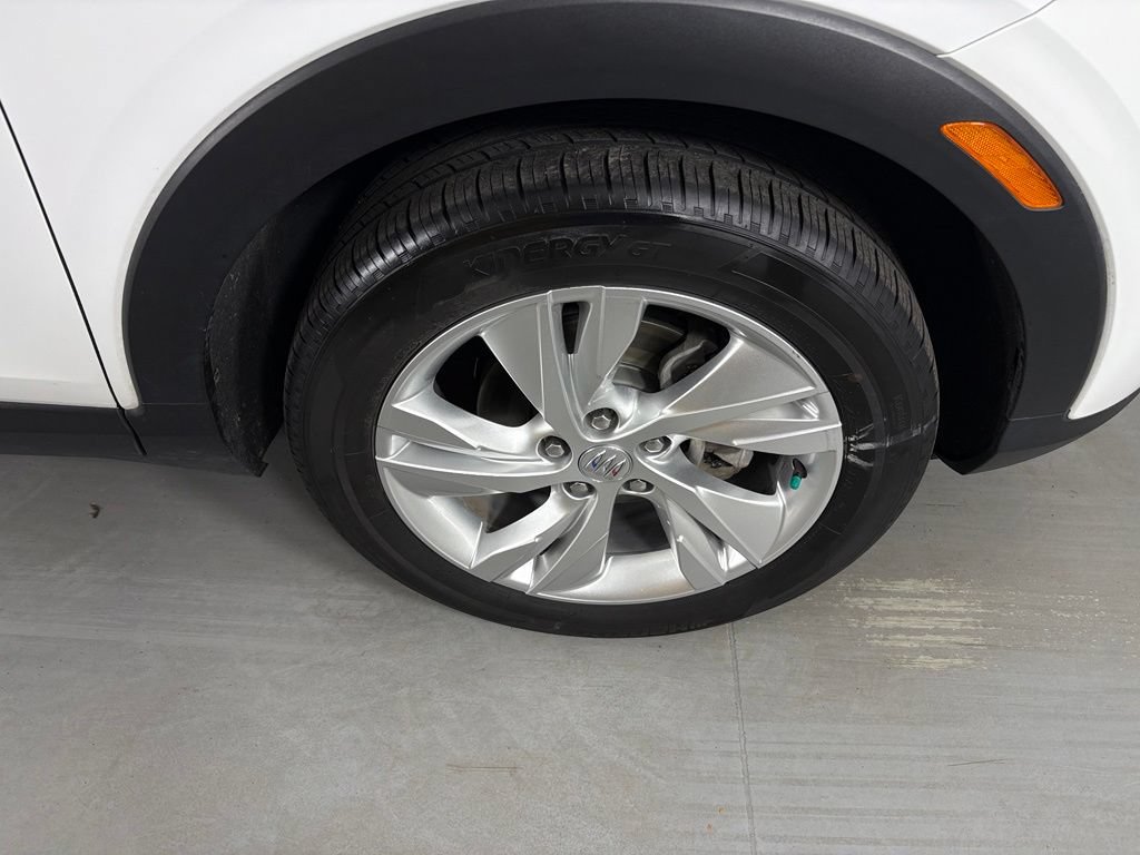 Certified 2024 Buick Encore GX Preferred w/ Comfort Package FWD image 11