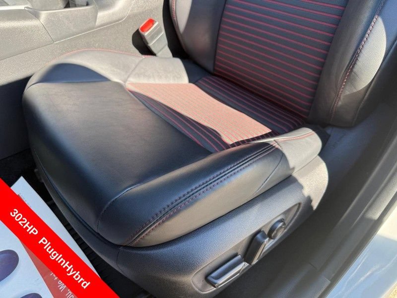 Used 2023 Toyota RAV4 XSE w/ Weather Package AWD/4WD image 17