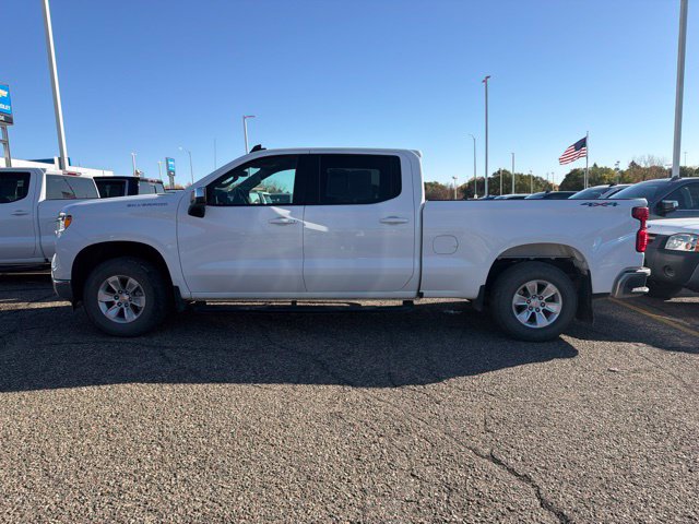 Used 2025 Chevrolet Silverado 1500 LT w/ Work Truck Package AWD/4WD image 5