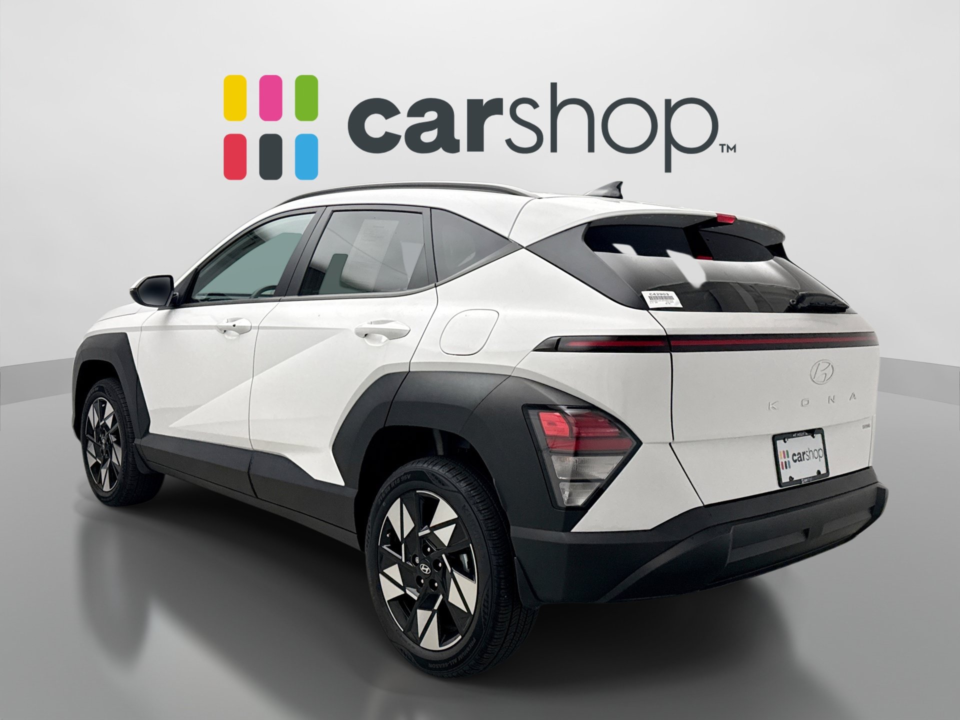 Used 2024 Hyundai Kona SEL AWD/4WD image 3