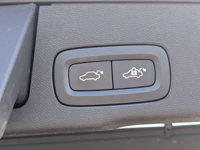 Used 2021 Volvo XC60 T6 Inscription AWD/4WD image 13