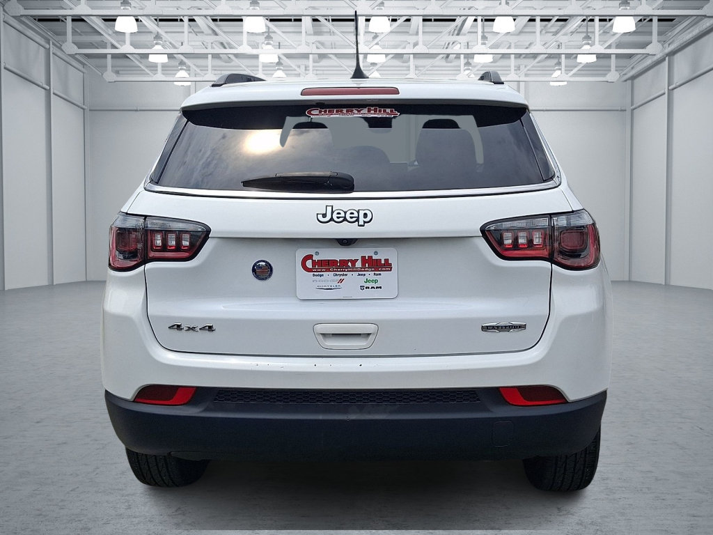 Used 2023 Jeep Compass Latitude AWD/4WD image 4